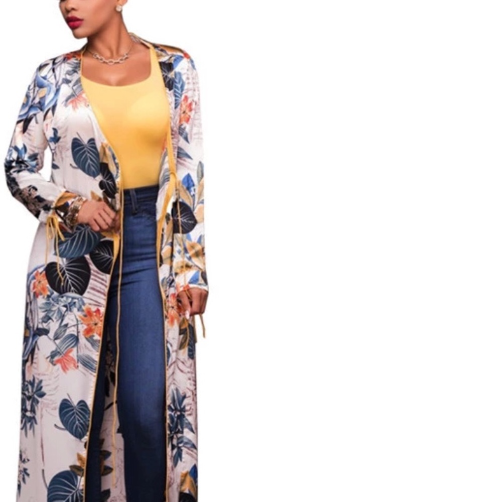 🆕Beautifully Made Bohemian Duster 🌺